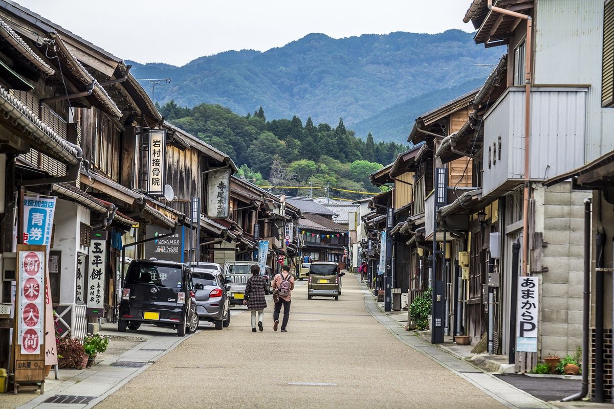 岩村町本通り传统建筑群保存地区