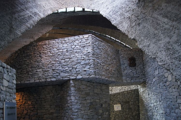 Stone Church (Kenzō Niimura Memorial) 3