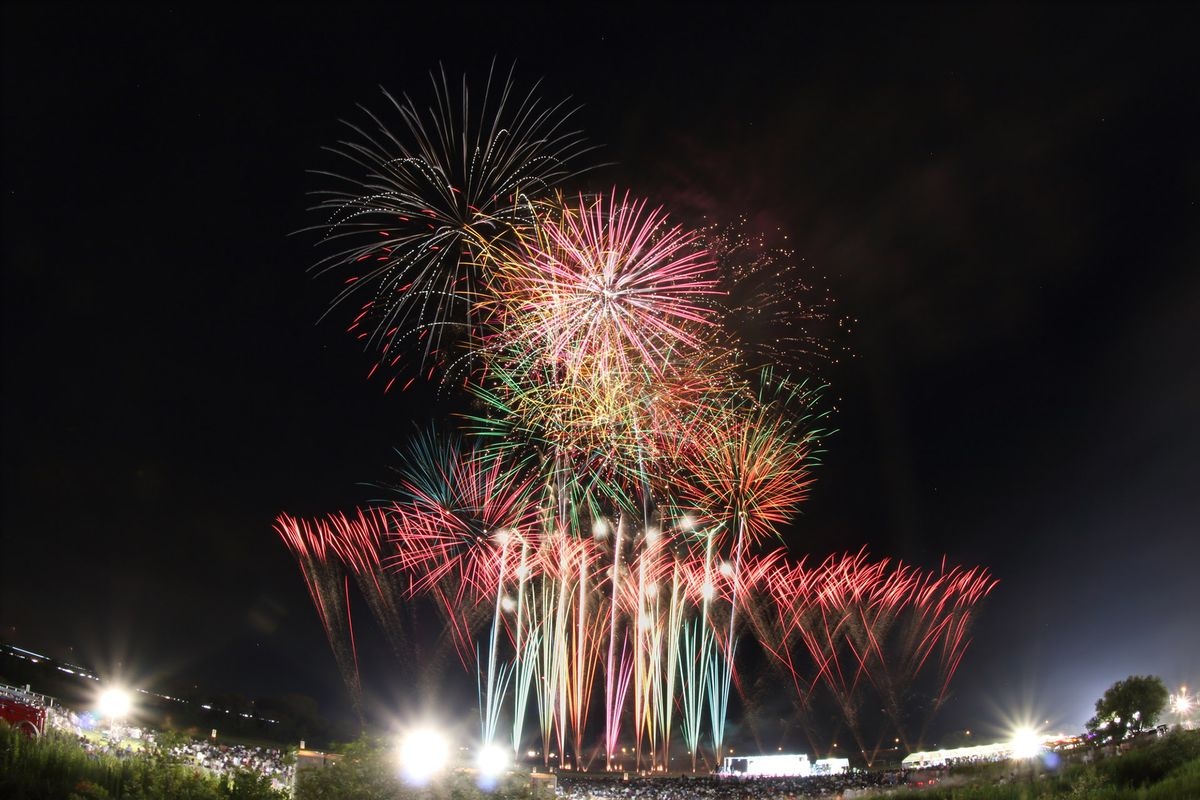 Izumo Shinwa Matsuri Feuerwerk