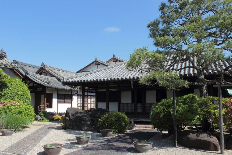 Jurin-in