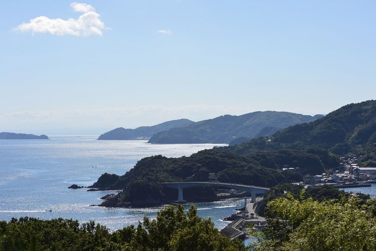 สวนประวัติศาสตร์คามิยามา คามิซากิ (Kamisaki Joyama Historical Park)