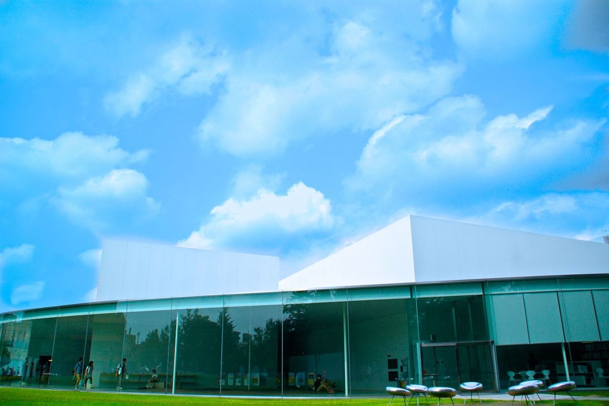 พิพิธภัณฑ์ศิลปะร่วมสมัยศตวรรษที่ 21 คานาซาวะ (21st Century Kanazawa)