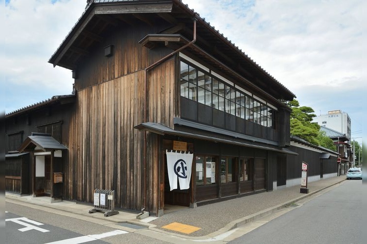 Kitamaebune Era Museum (Old Ozawa Family Residence) 2