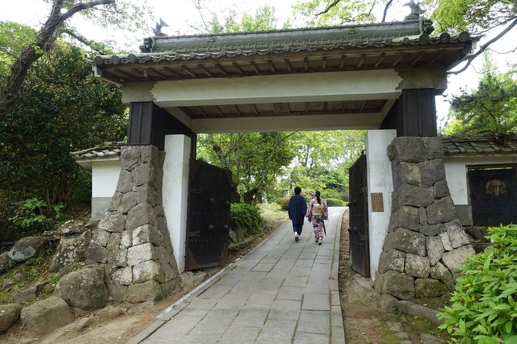 杵筑城 (Kitsuki Castle)