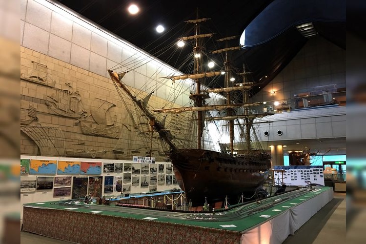 Kobe Maritime Museum & Kawasaki World 2