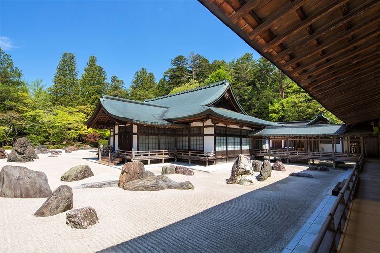 Koyasan Danjo Garan & Kongobu-ji Temple 3
