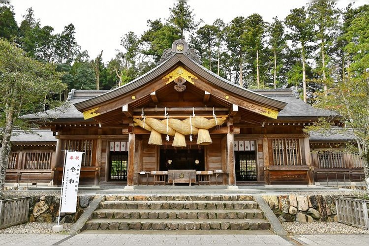 Kumano Taisha Shrine 2