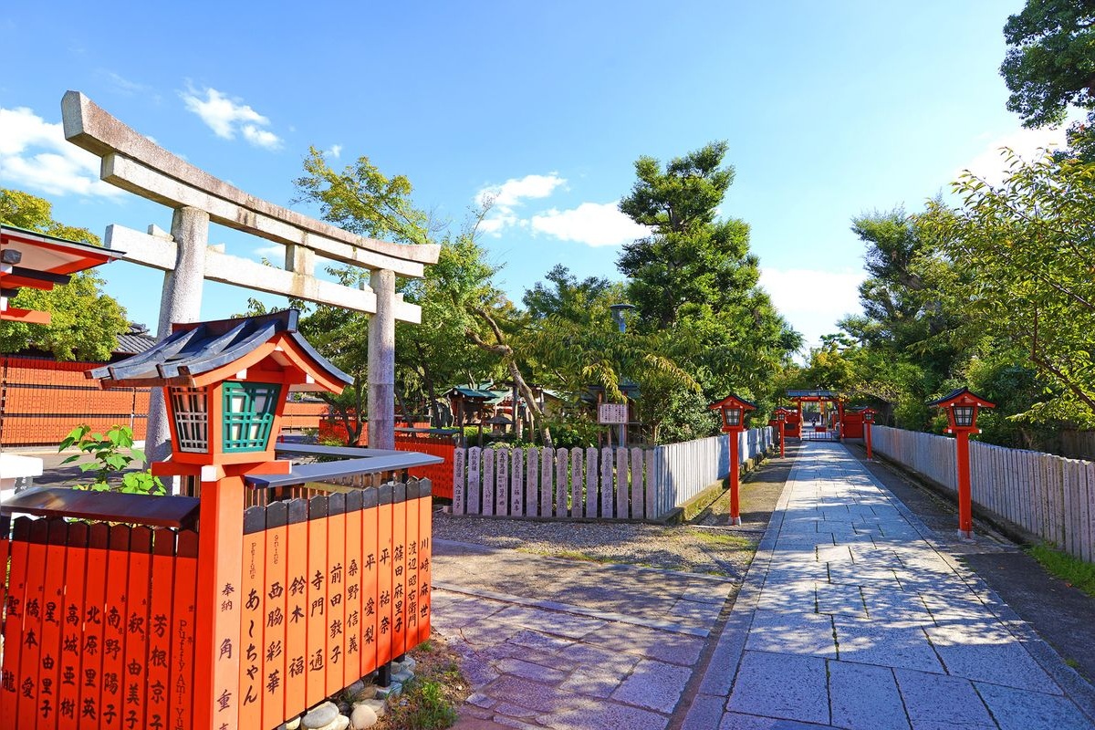 車折神社 (Kurama Shrine / Kurumazeki Jinja)