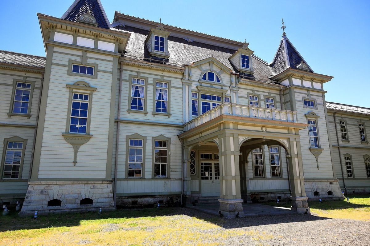 Former Yonezawa Higher Polytechnic School Main Building