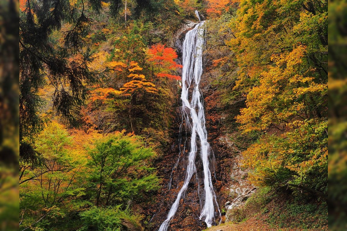 丸神瀑布 (Marugami Falls)