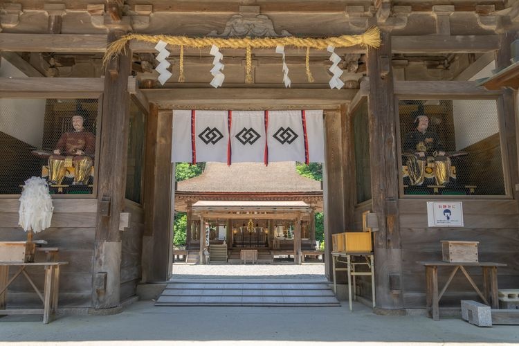 ศาลเจ้าโอกามิ (Ogami Shrine)