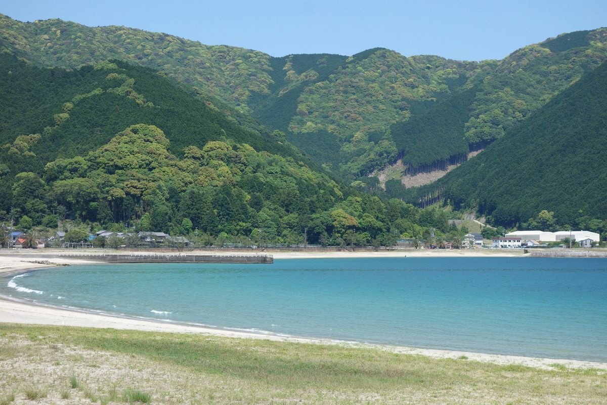 Pantai Mikisato