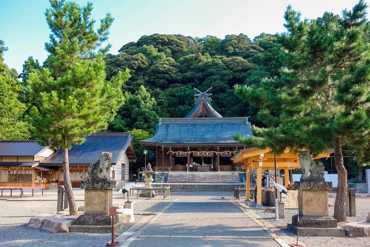 物部神社 (Monobe Jinja)