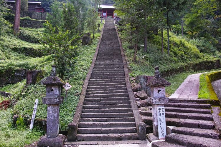 Santuario Myogi 4