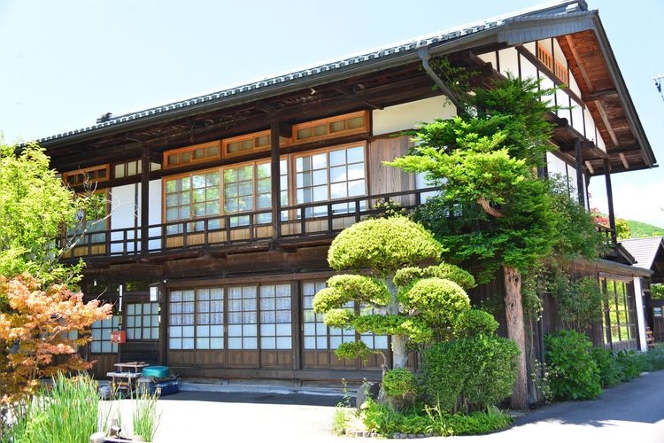 Rokkowa Akaiwa (Area di Conservazione dei Gruppi di Edifici Tradizionali), Nakanojo 3