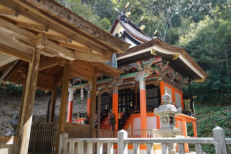 鳴無神社 2