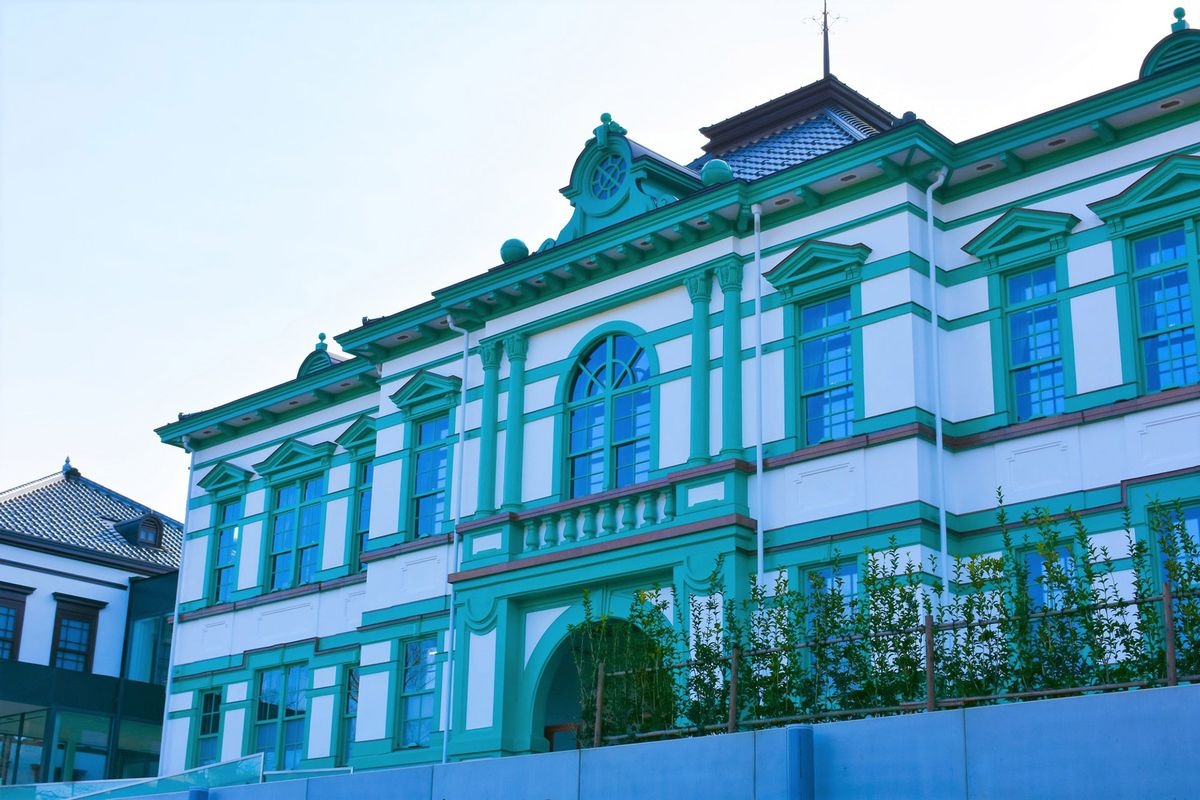 国立工芸館