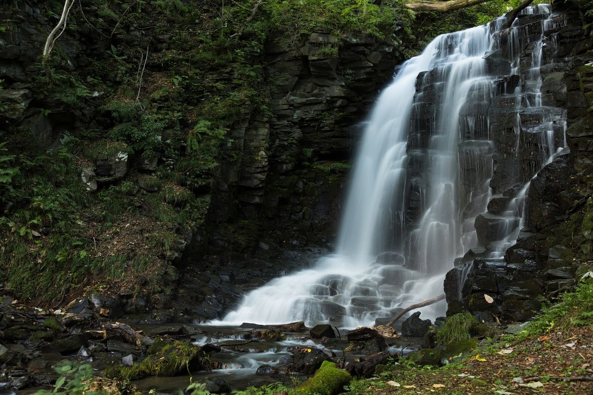 Nishimi Falls