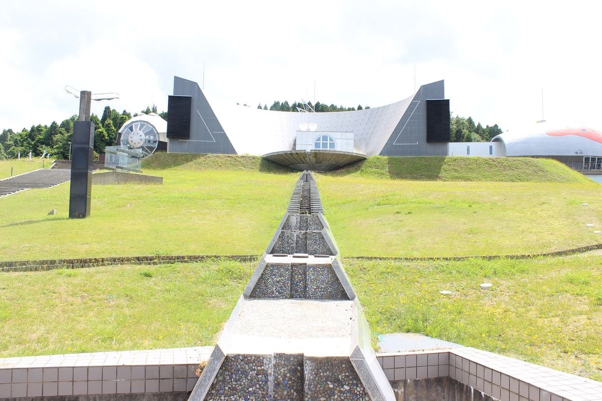 Notojima Glass Art Museum