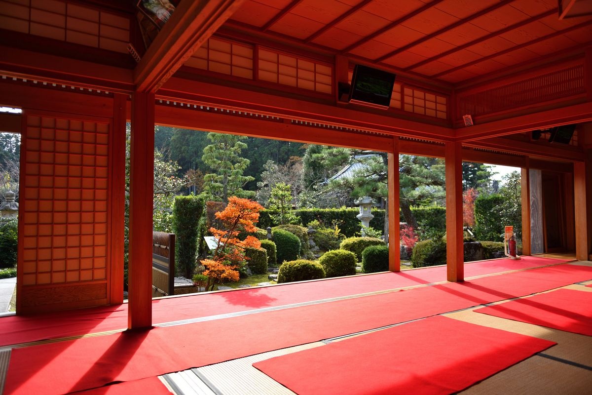 大池寺 (Oike-dera)