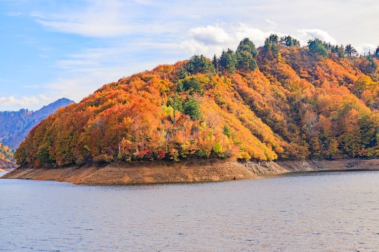 Danau Okutadami 3