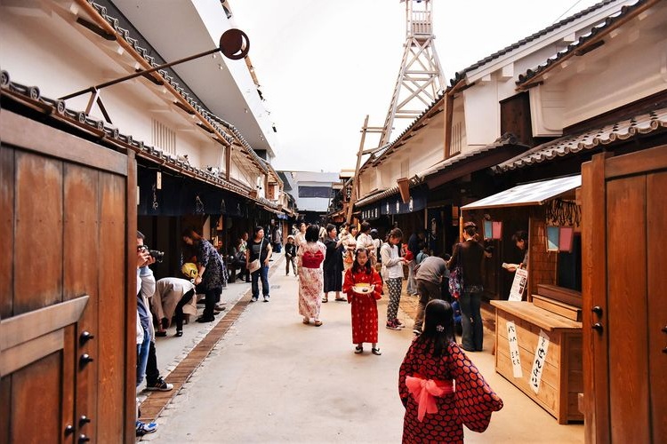 Osaka Museum of Housing and Living 3