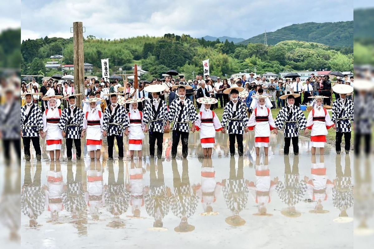 御田植祭 (Otaue Matsuri)