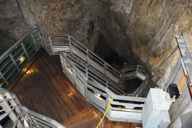 Ryusendo Cave 2