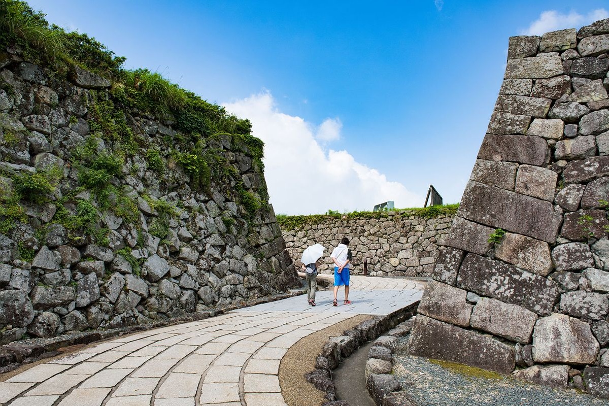 篠山城 (Sasayama Castle)