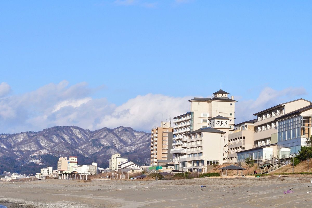 瀬波温泉