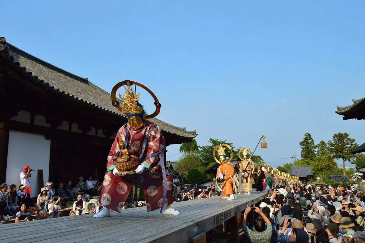 พิธี Shoju Raigo Neri Kuyo (วัด Todai-ji)