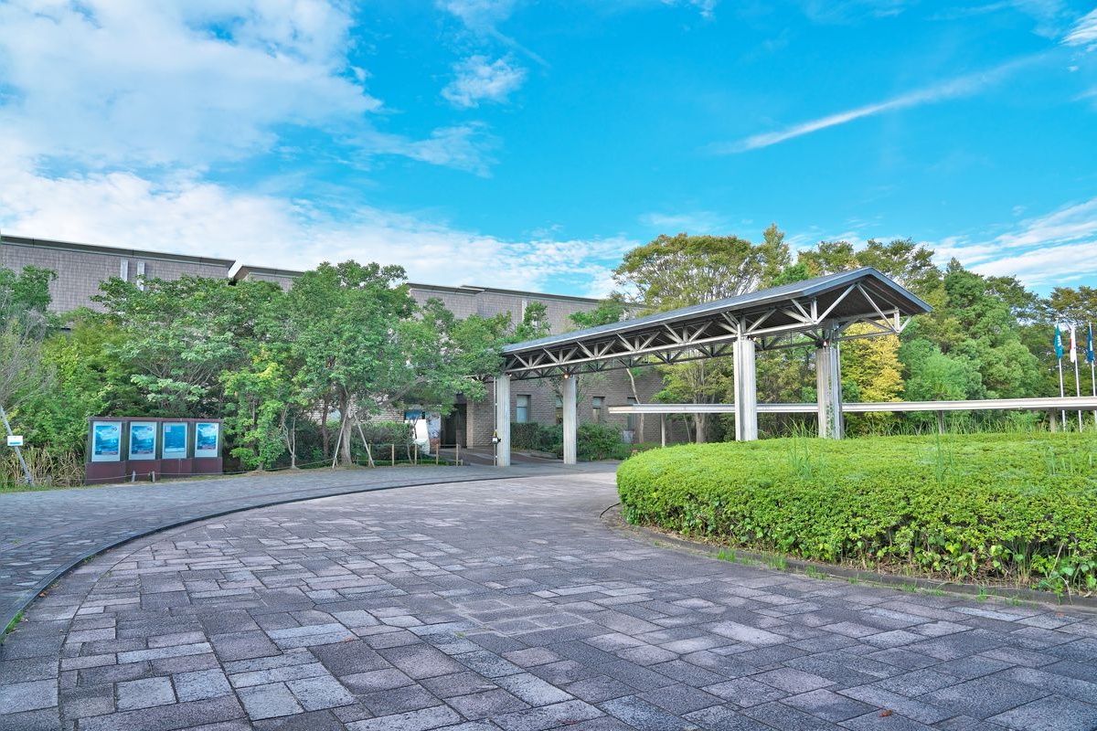 Shiga Prefectural Lake Biwa Museum