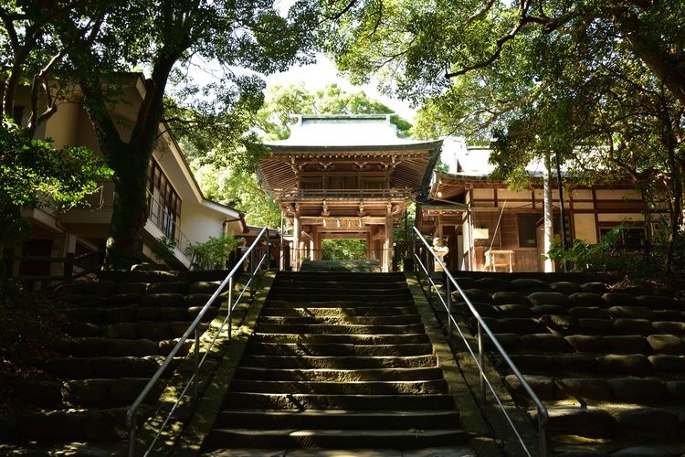 Shikaumi Jinja Shrine
