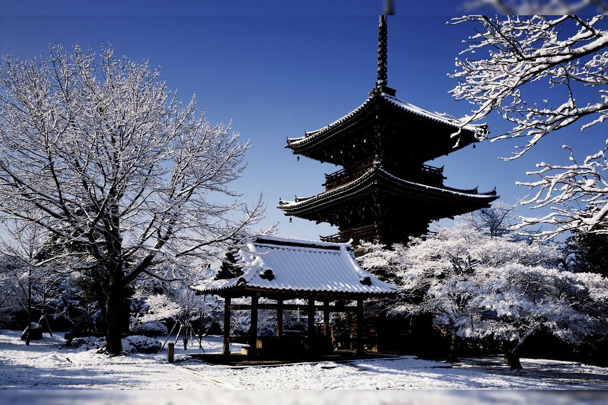Shinsho Gokuraku-ji (Shinnyodo)