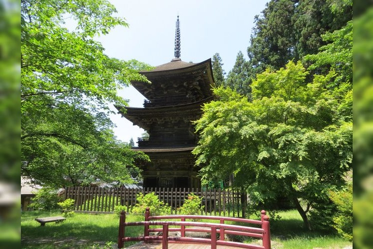 新海三社神社