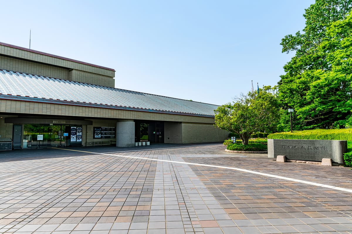 静岡県立美術館