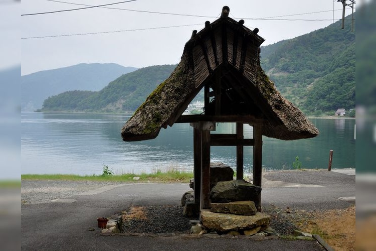 Sugeura Lakeside Village Landscape 4