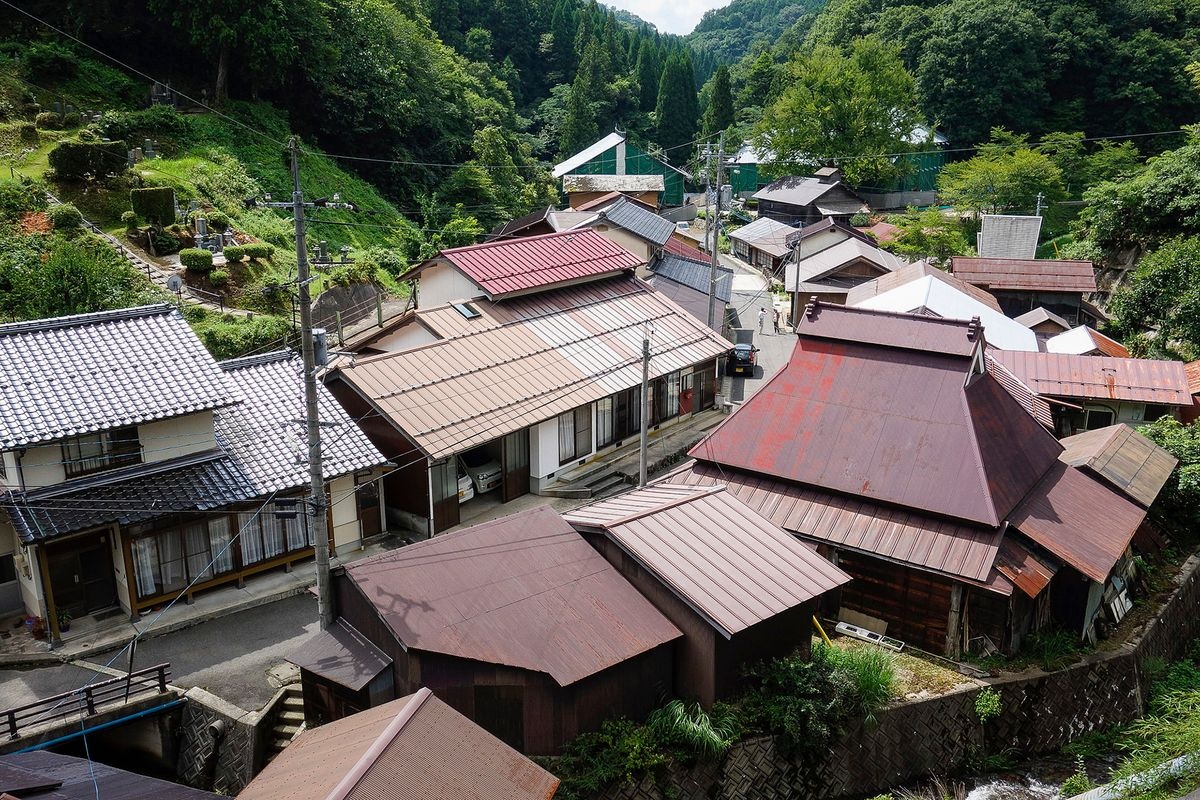 菅谷たたら山内 (Sugatani Tatara Yamauchi)