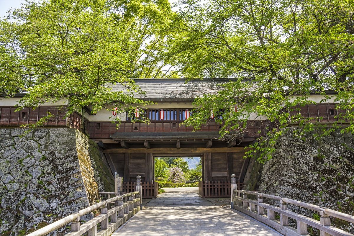 ปราสาททากาชิมะ (Takashima Castle)