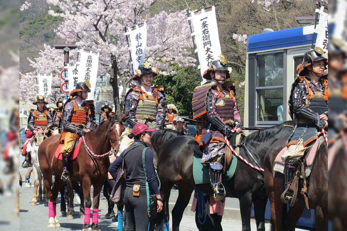 武田二十四将騎馬行列