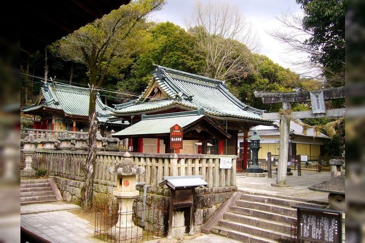 타키야마 도쇼구(滝山東照宮)