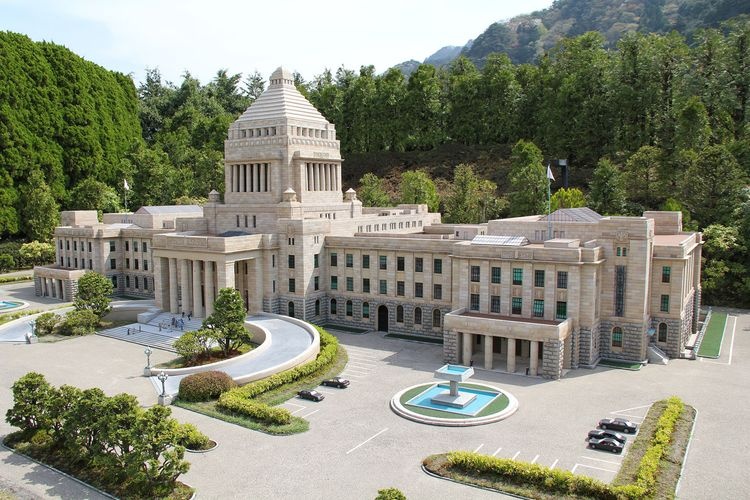 Tobu World Square 6
