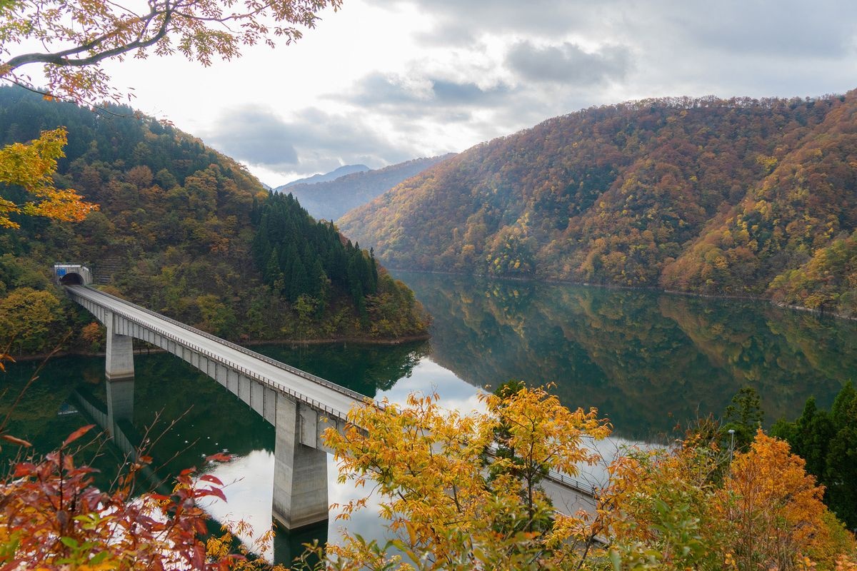 เขื่อนโทคูยามะ (Tokuyama Dam)