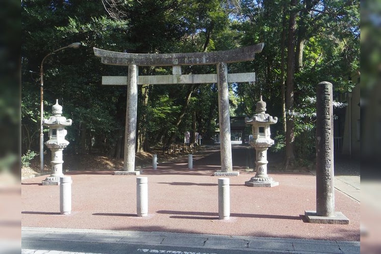 Toga Shrine 3
