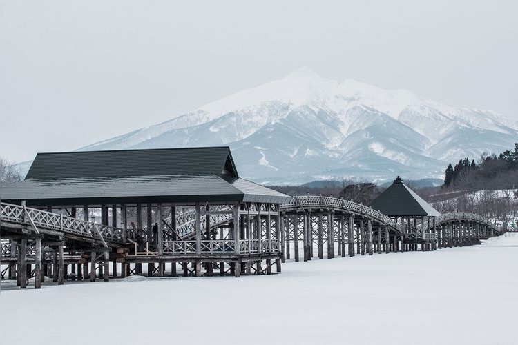 Jembatan Tsurunomai (Danau Tsugaru Fujimi)