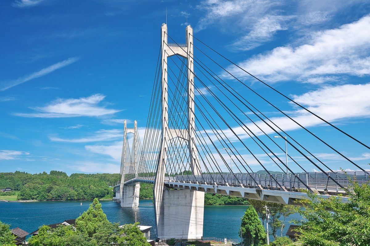 트윈 브릿지 노토 (Twin Bridge Noto)