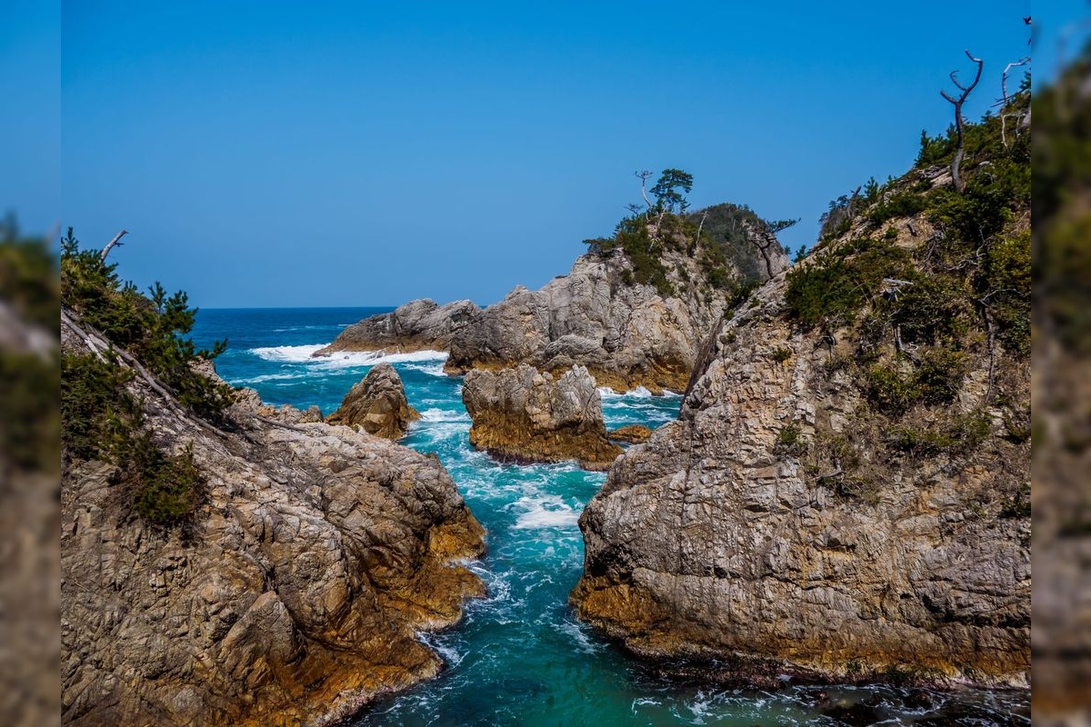 Uraumi Coast