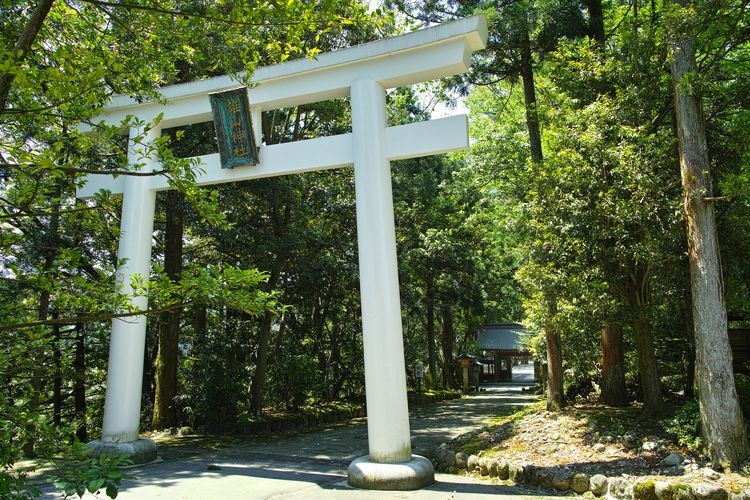 雄山神社(岩峅前立社壇)