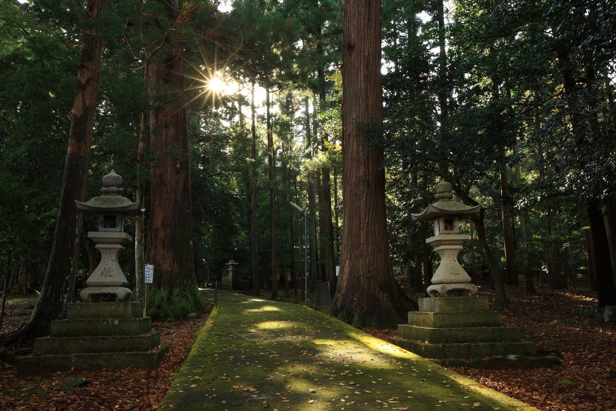 Wakasahiko Jinja