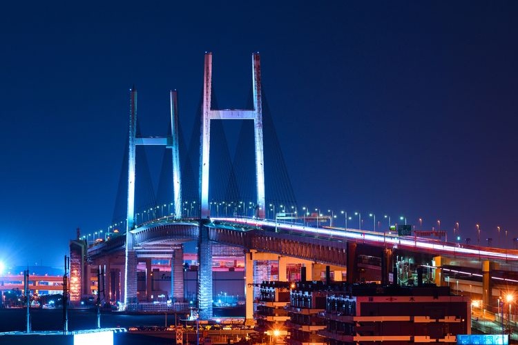 横滨海湾大桥 (Yokohama Bay Bridge)